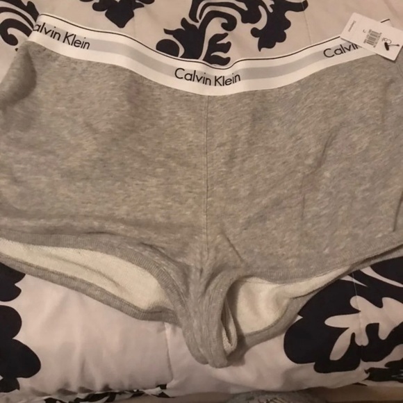 Sleep set - Picture 3 of 3